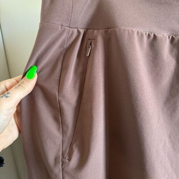 Athleta Women's Mini Skirt in Brown - Picture 7 of 10